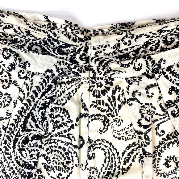 The Limited Pleated Linen Skirt - Picture 3 of 12